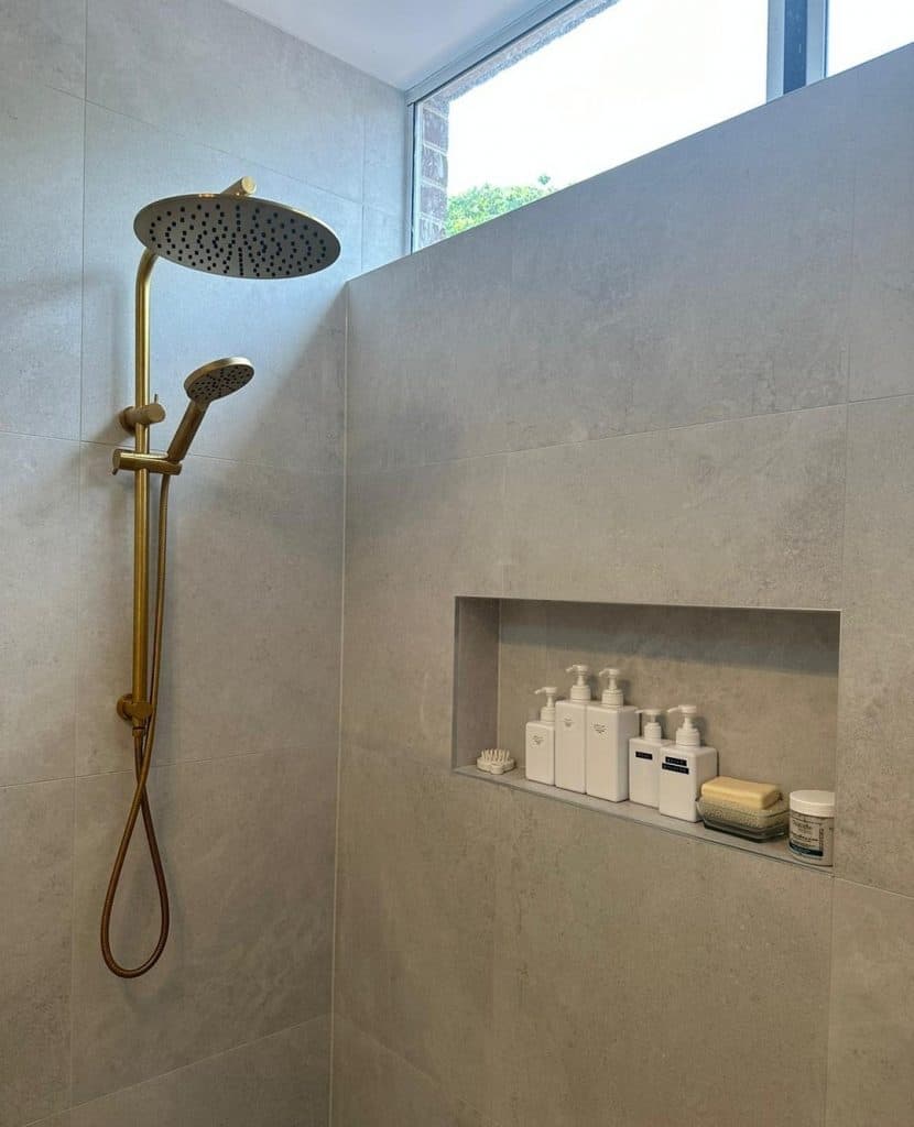 Embrace_luxury_with_a_modern_rain_shower_6