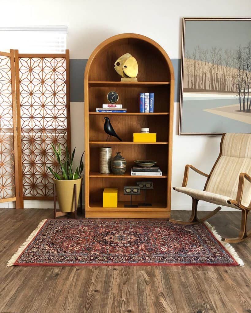 arched_bookcase_with_doors_150