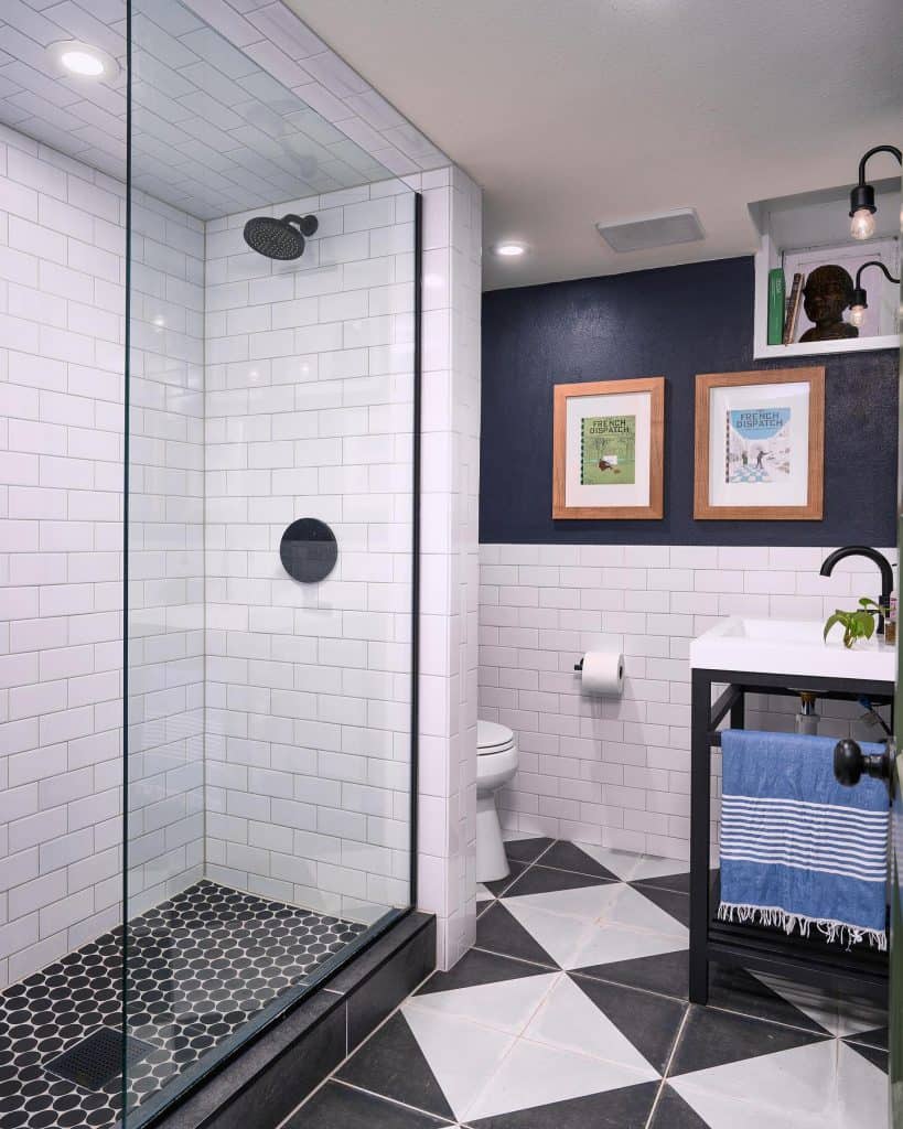 subway_tile_shower_niche_7