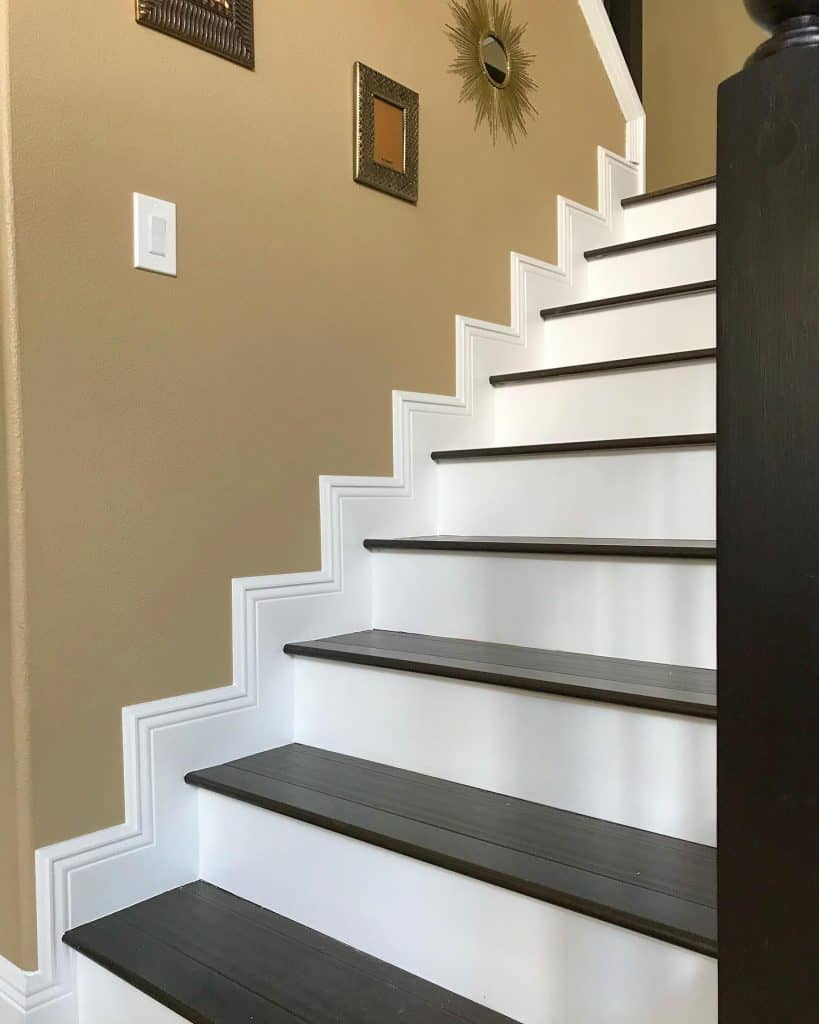 A_Stylish_Stairway_with_Elegant_White_Ba_