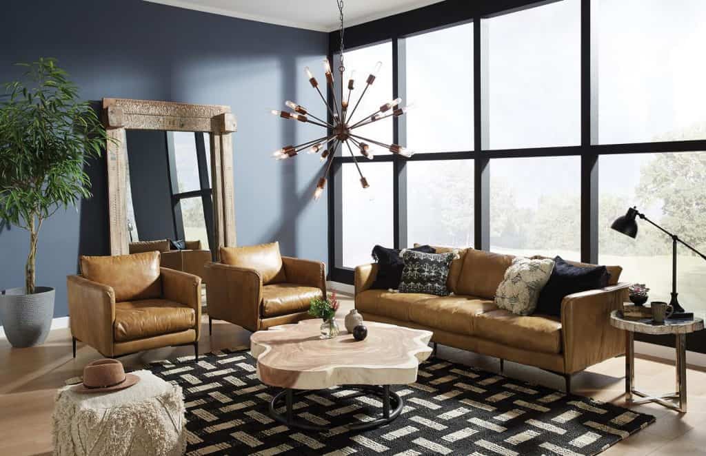 Blue-Chic_Living_Room_with_Stylish_Leath_1