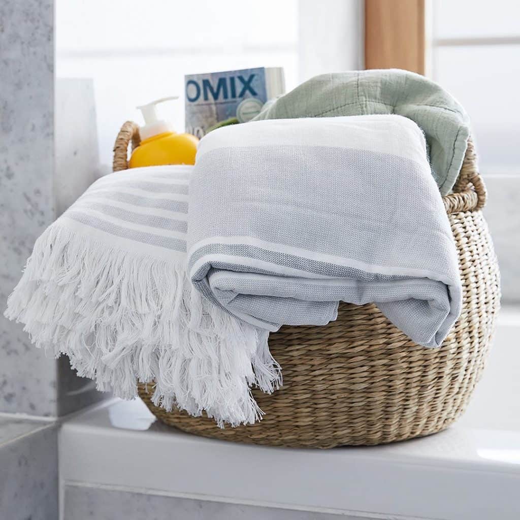 Chic_Bathroom_Storage_with_Wicker_Basket_