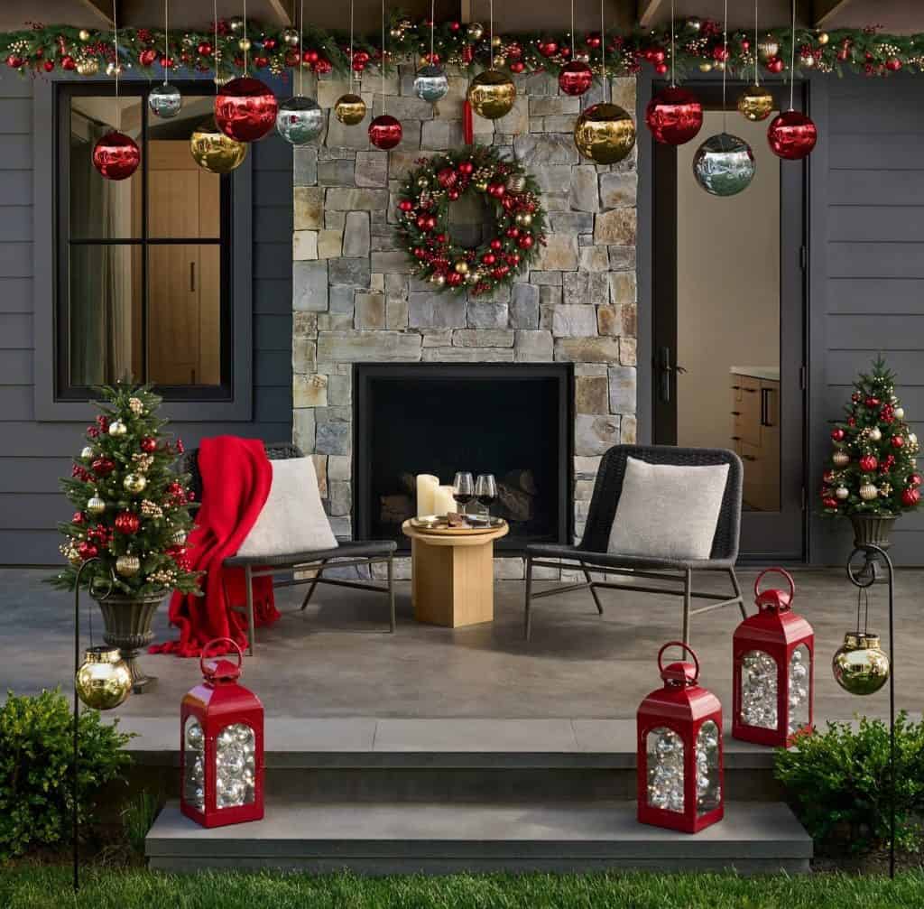 Cozy_Patio_with_Red_and_Gold_Christmas_D_