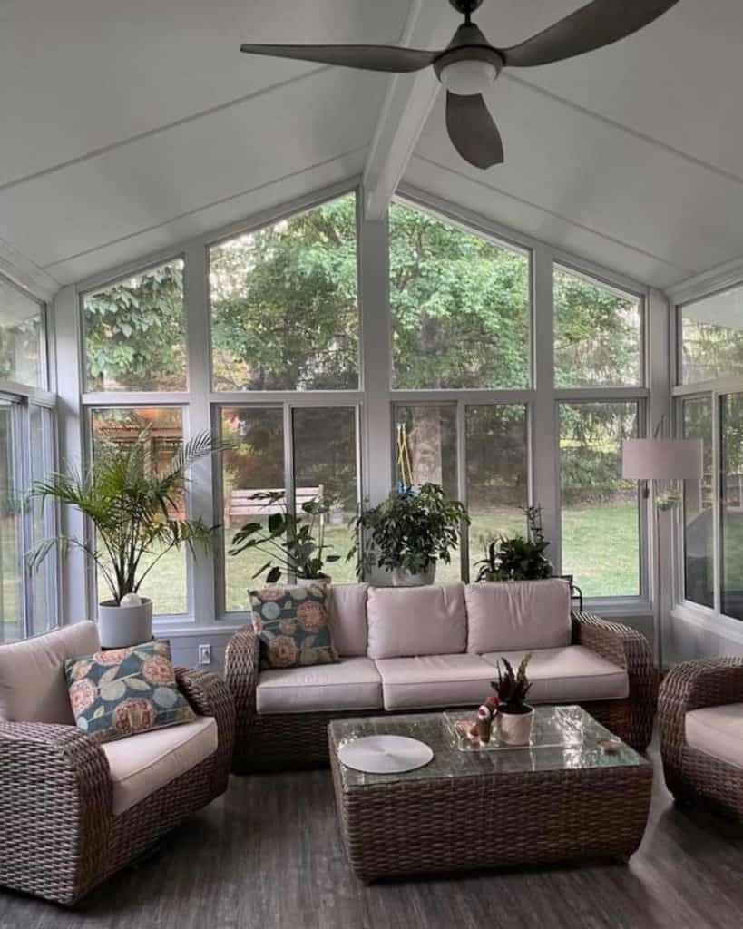 Inviting_Sunroom_with_Wicker_Furniture_a_2