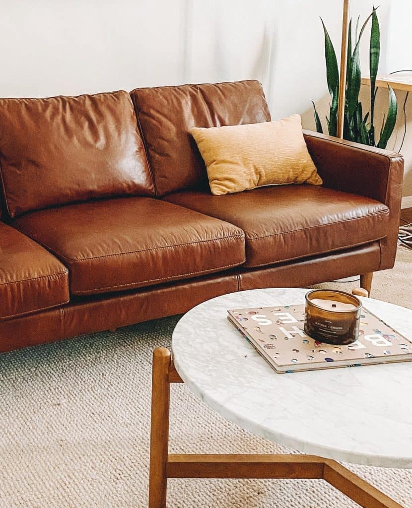 coffee_table_for_brown_couch_1