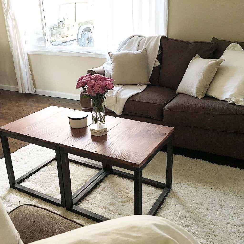 coffee_table_for_brown_couch_1