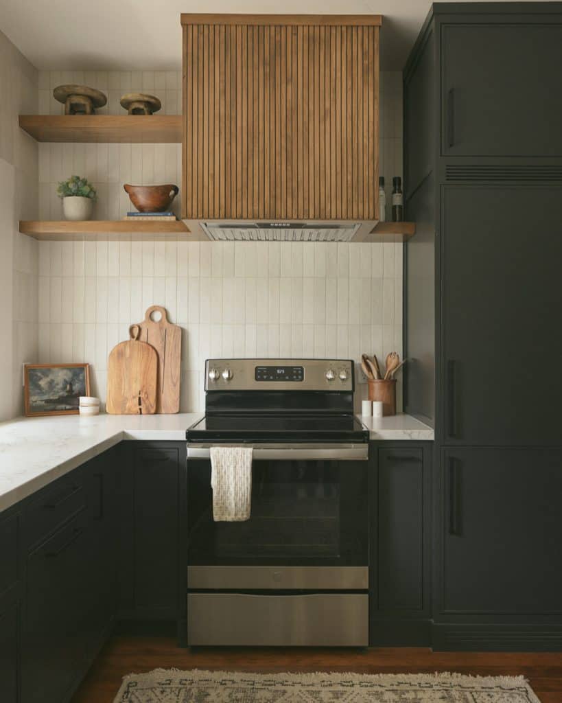 kitchen_backsplash_ideas_for_dark_cabinets_and_light_countertops_