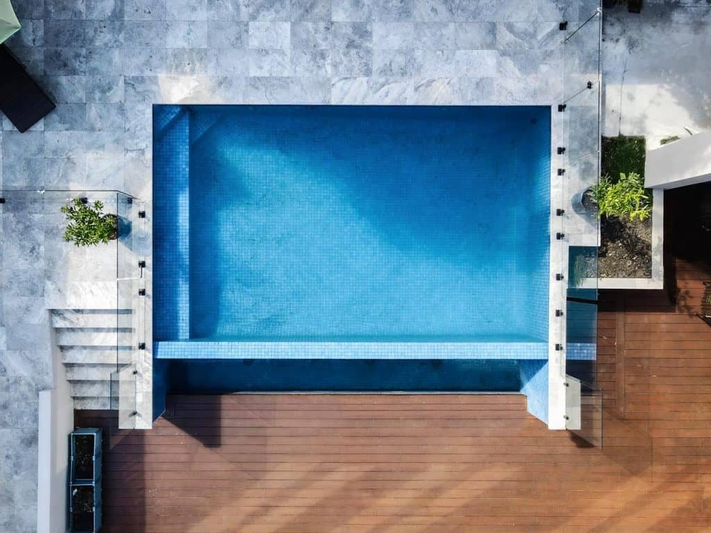 rectangle_above_ground_pool_1