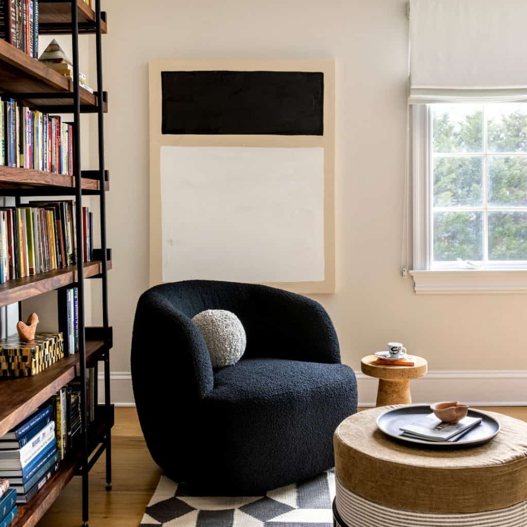 A_Chic_reading_Corner_With_a_Black_Chair_6