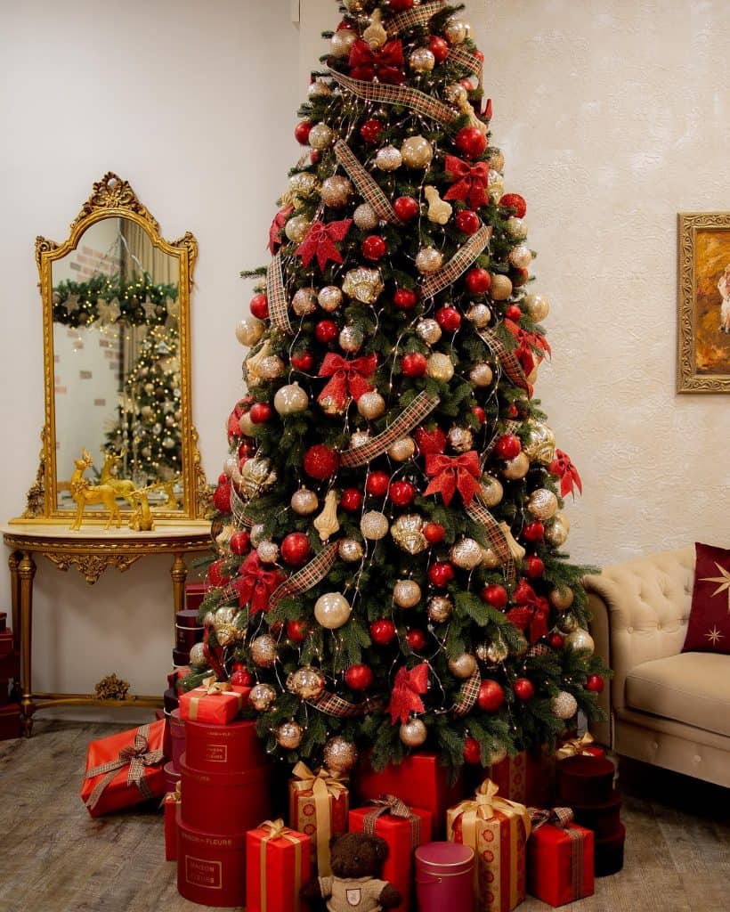 A_Festive_Christmas_Tree_Adorned_With_Re_