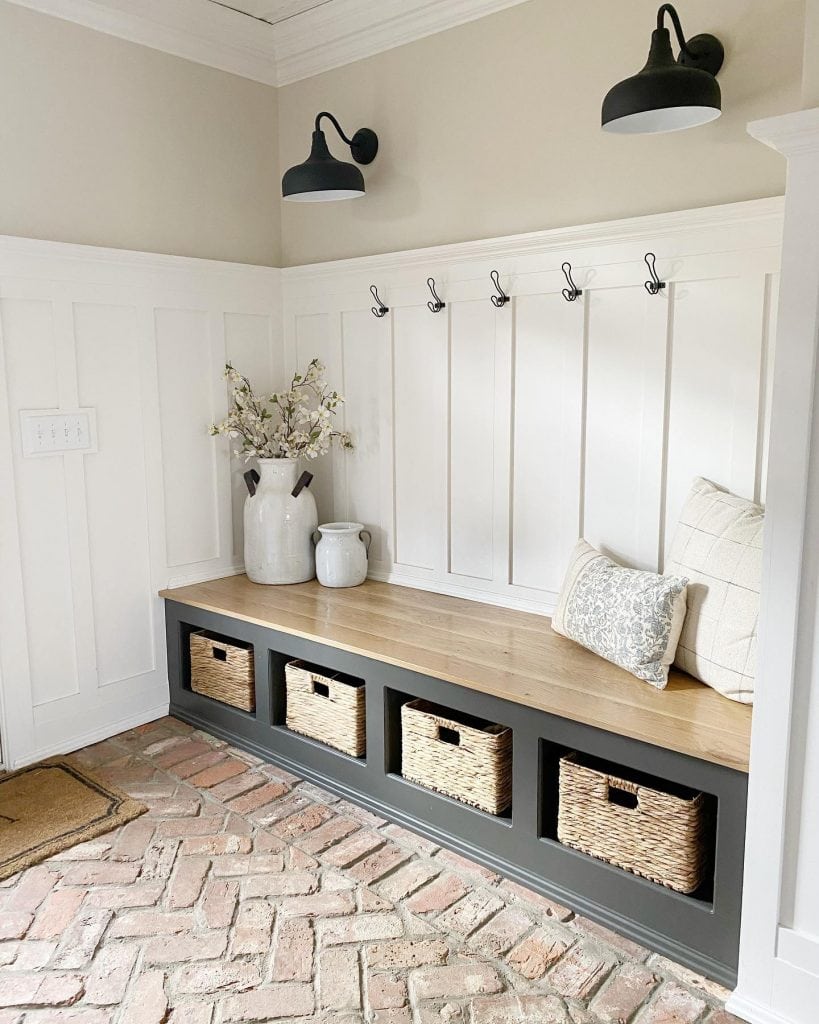 A_Modern_Farmhouse_Mud_Room_Storage_Benc_2