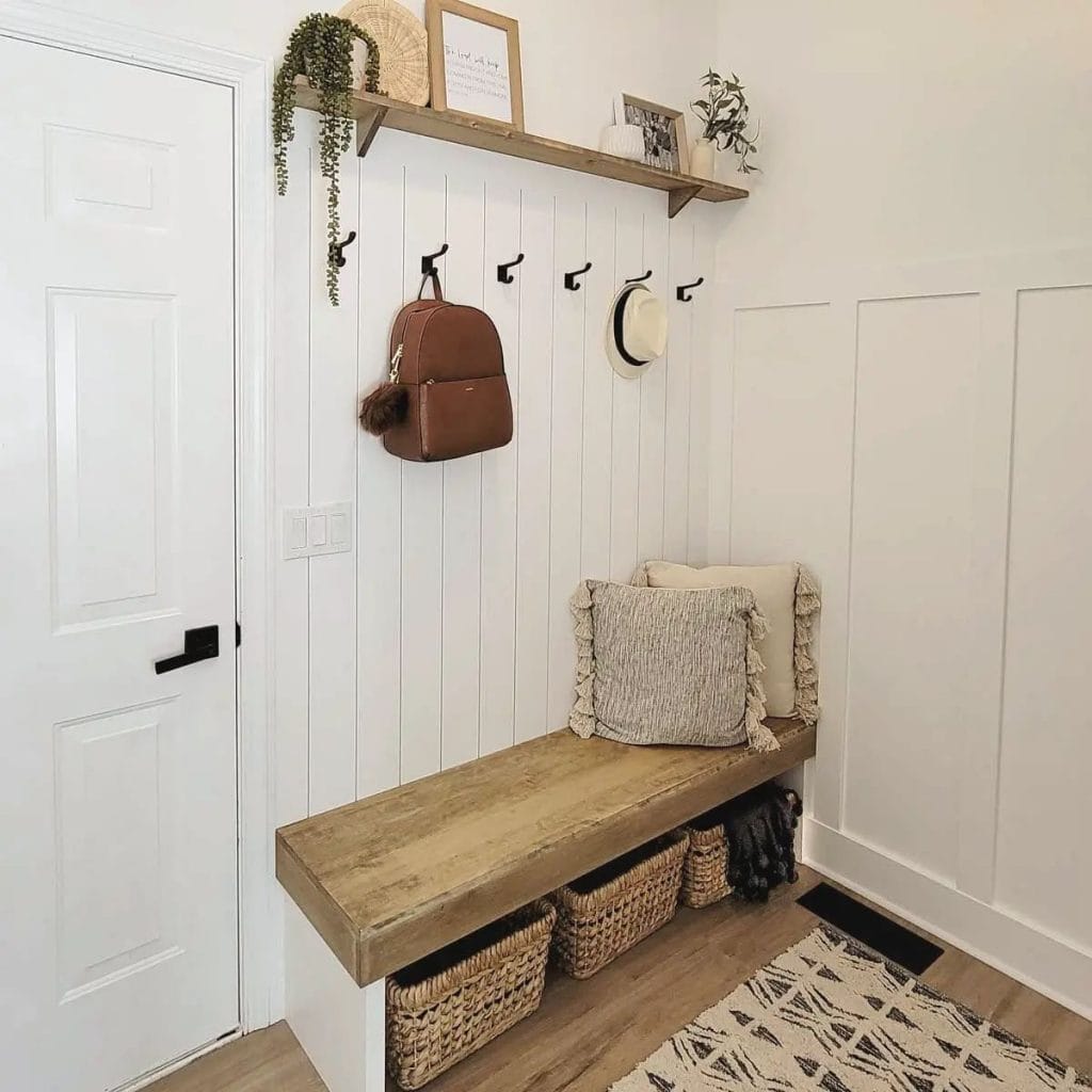 A_Stylish_Entryway_with_a_Mud_Room_Bench_2