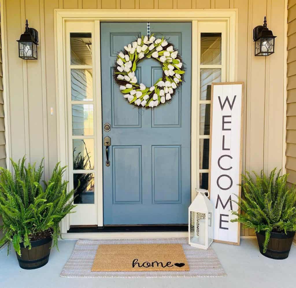 Blue_Front_Door_and_Cozy_Welcome_4