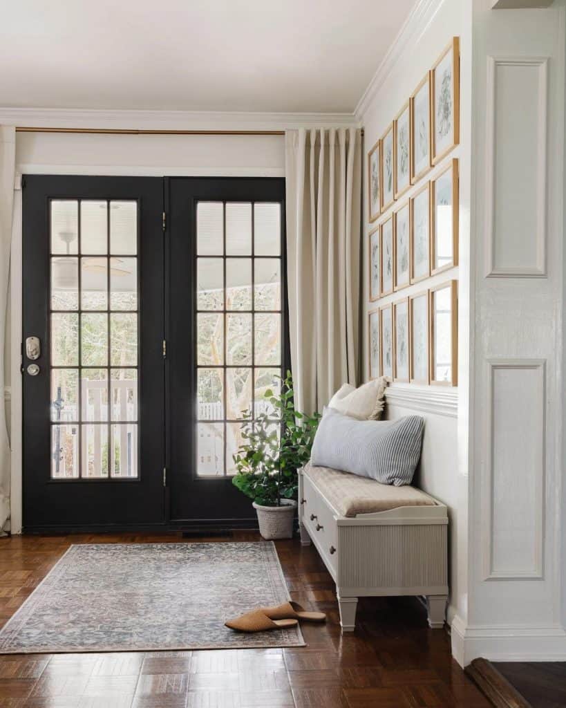 Chic_Entryway_With_Striking_Black_French_1