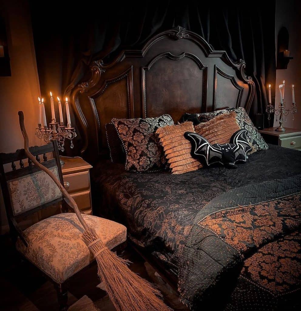 Halloween-Themed_Bedroom_with_Ornate_Bed_