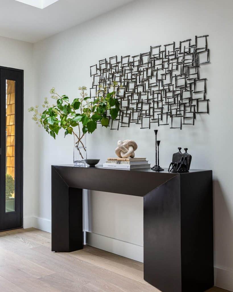 Sophisticated_Entryway_with_Geometric_Ar_1