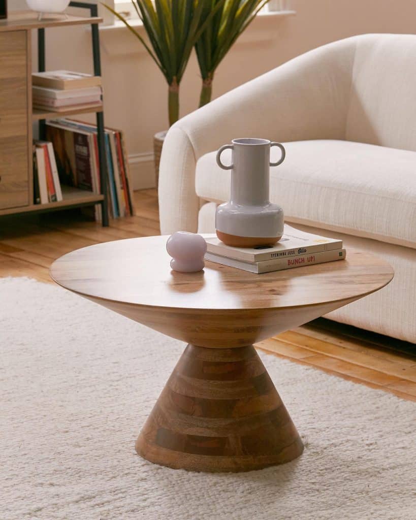 round coffee table decor