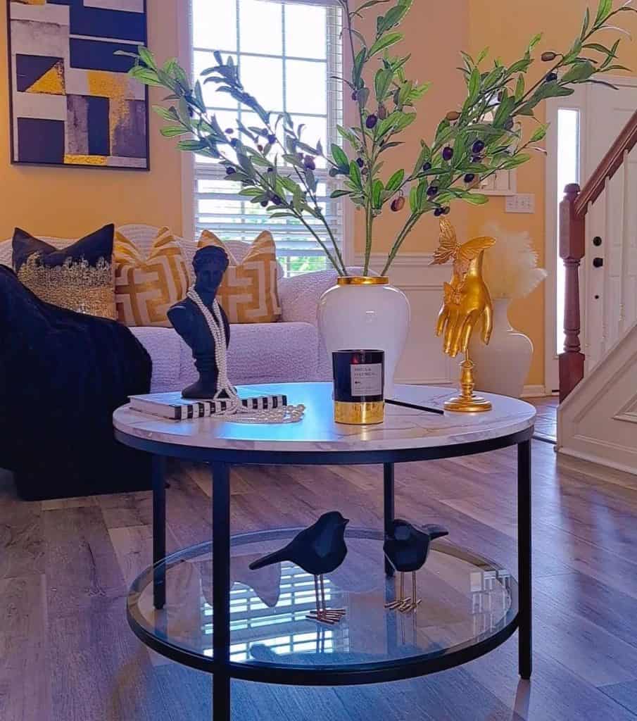 Stylish_Coffee_Table_Decor_With_Avian_Ac_7