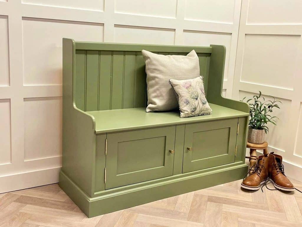 Stylish_Green_Storage_Bench_That_Adds_El_