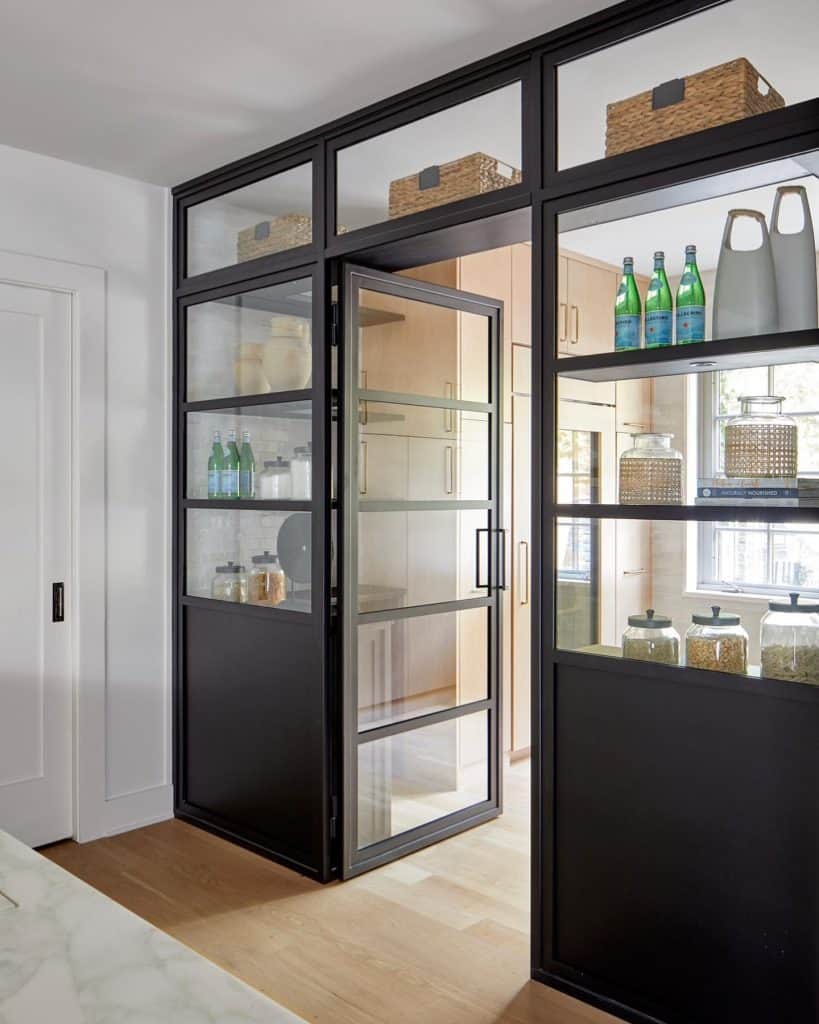 Stylish_Kitchen_Pantry_with_Black_Framed_4