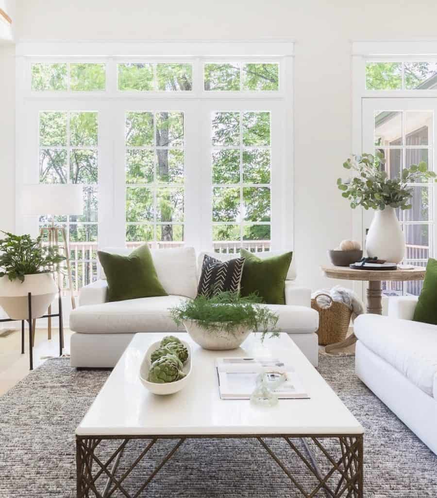 Stylish_and_Cozy_White_Living_Room_with__5