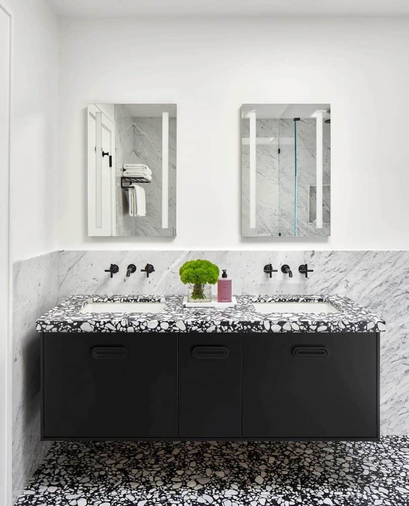 black_and_white_bathroom_tiles_