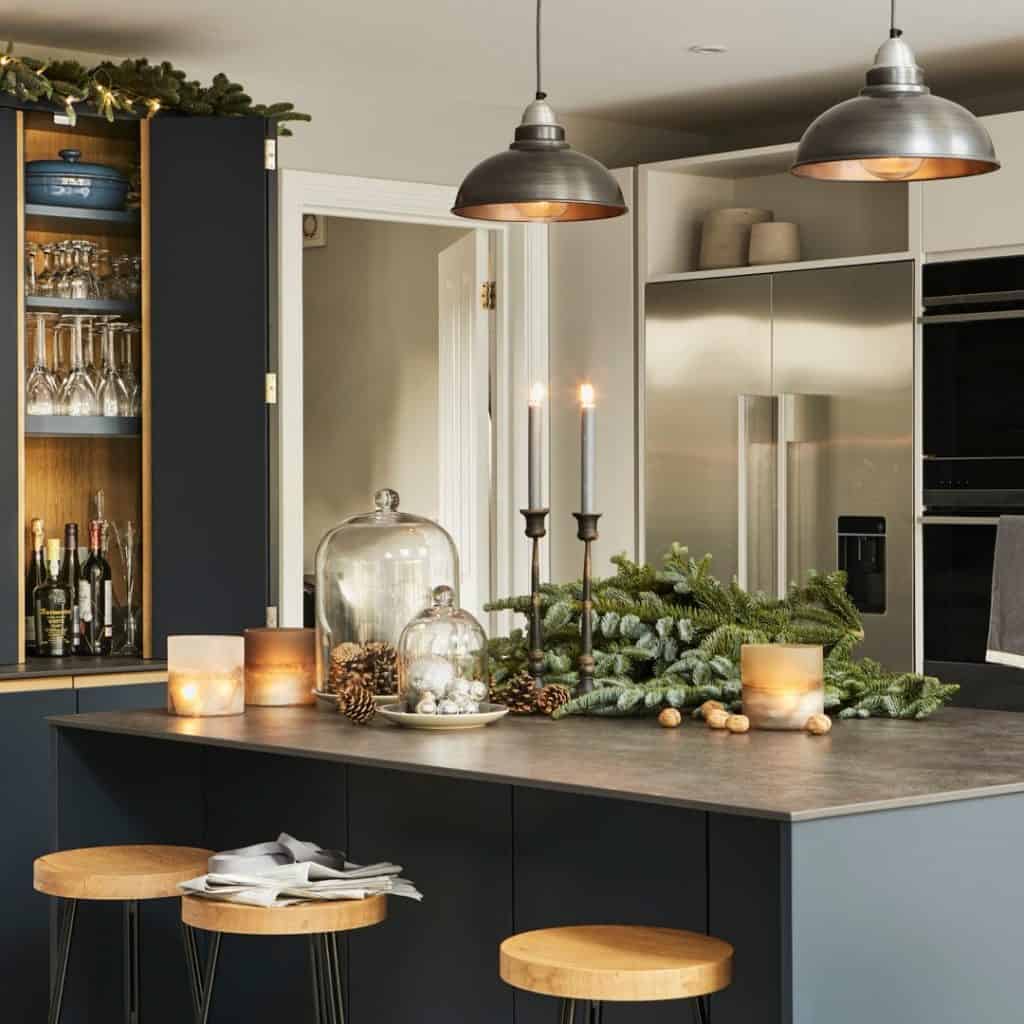 centerpiece_kitchen_island_decor_ideas_1