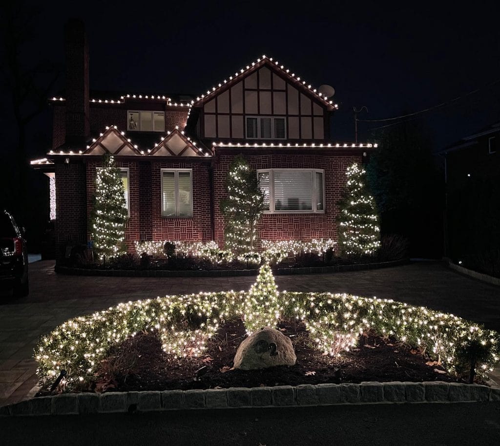 christmas_lights_outdoor_ideas_3