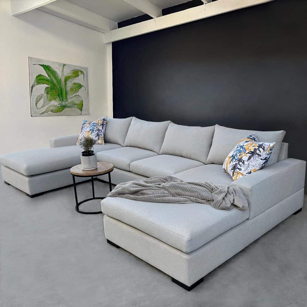 dark_grey_couches_living_room_ideas_2