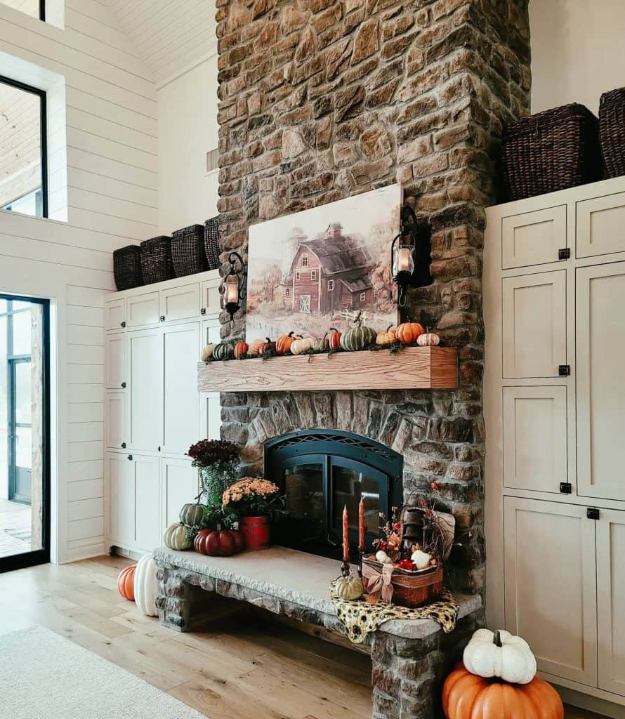 decorating_fireplace_hearth_ideas_