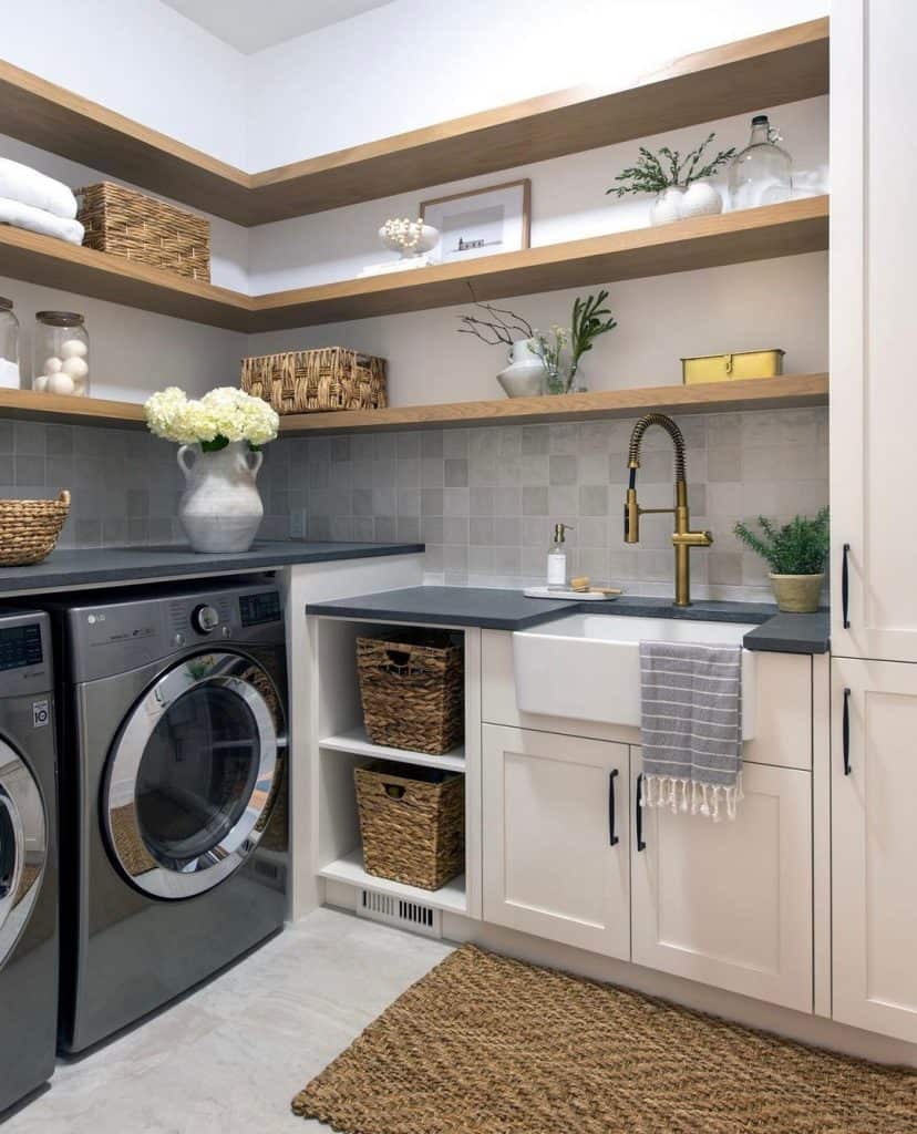 decorating_ideas_for_a_laundry_room_