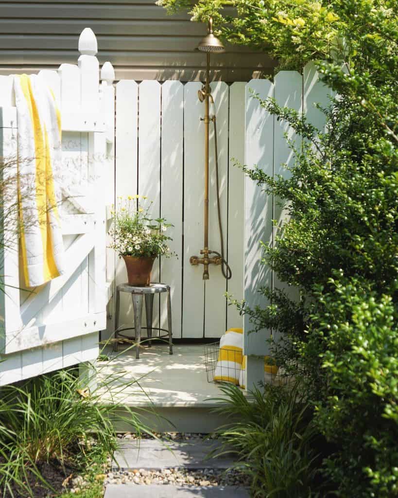 diy_outdoor_shower_ideas_3