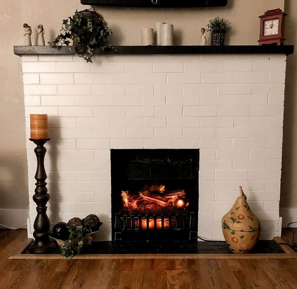 fireplace_hearth_christmas_decorating_ideas_