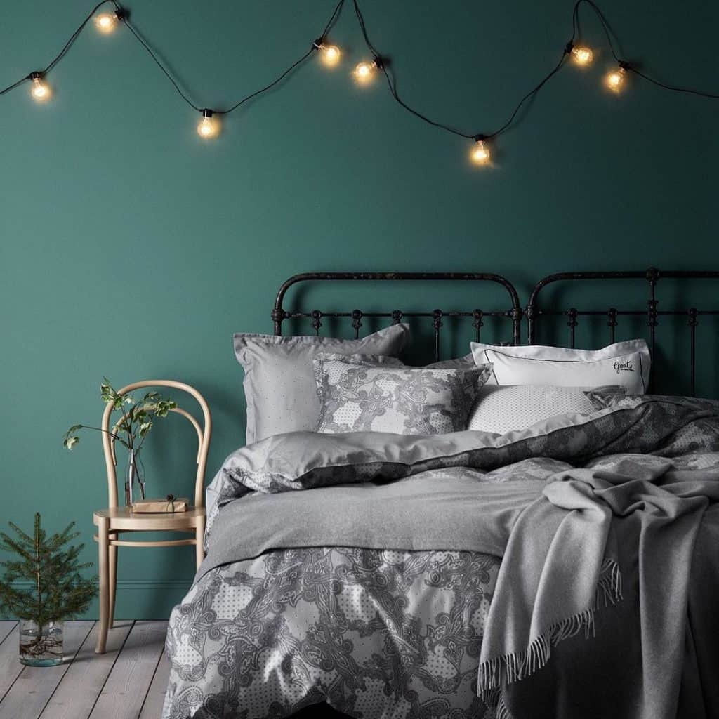 forest_green_accent_wall_1