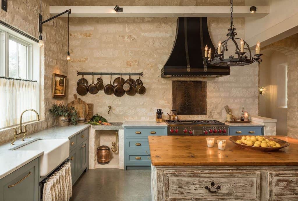 french_country_kitchen_table_4