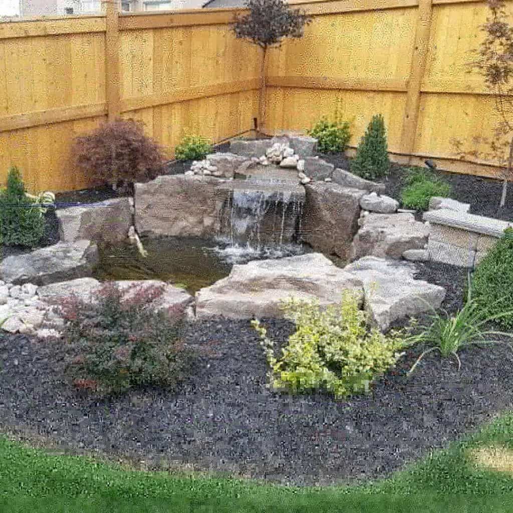 garden_ideas_with_rocks_8