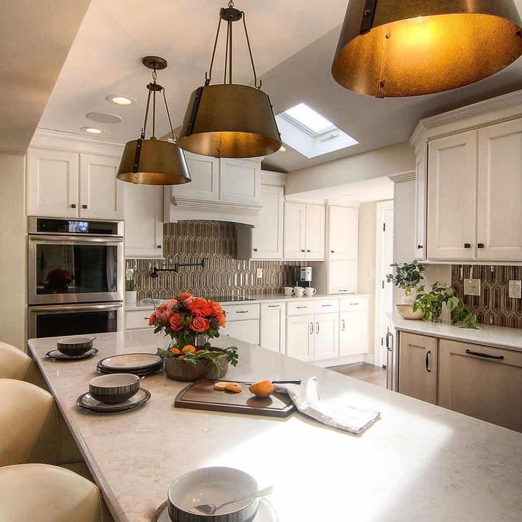 kitchen_backsplash_for_white_cabinets_1