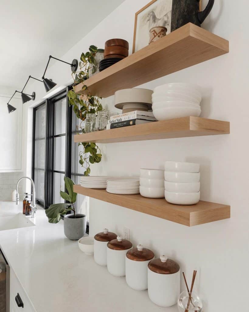 kitchen_hood_with_floating_shelves_