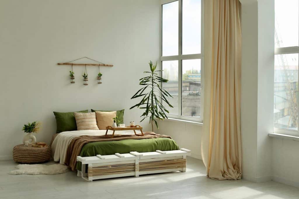 light_green_bedroom_walls_1