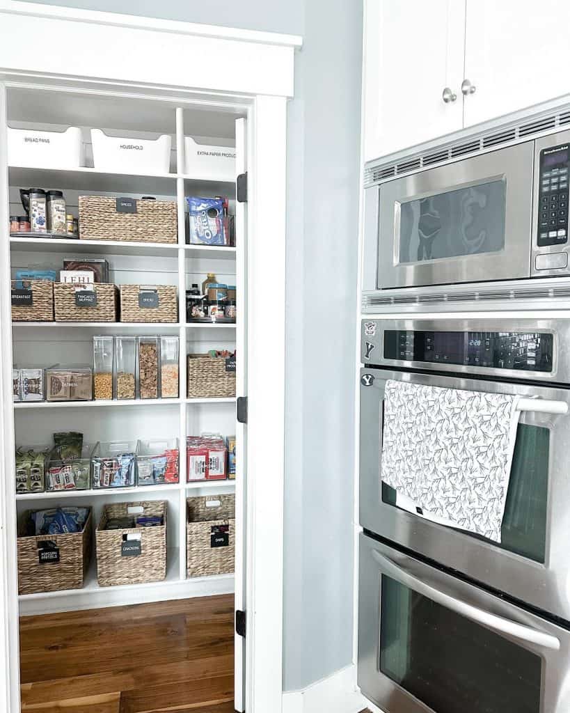 pantry_shelves_ideas_