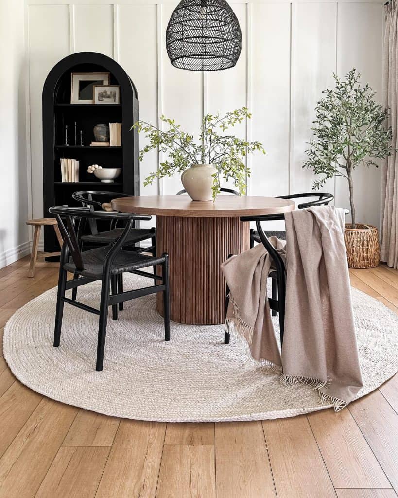 round_dining_table_rug_ideas_6