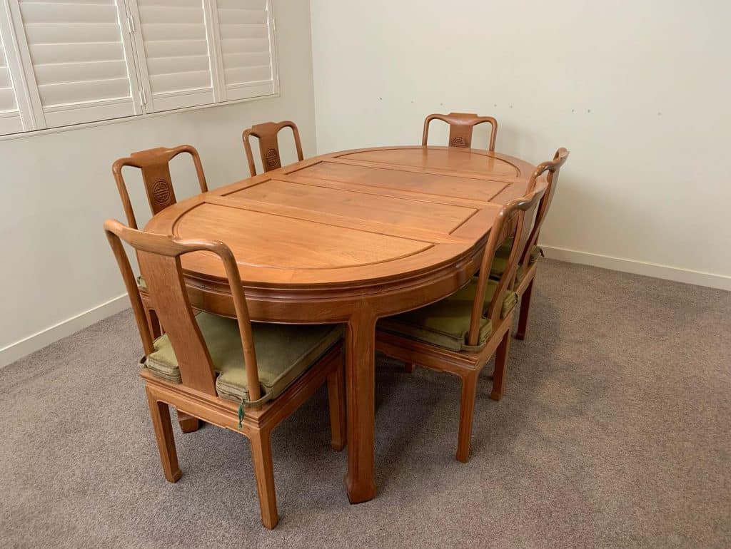 round_to_oval_extendable_dining_table_3