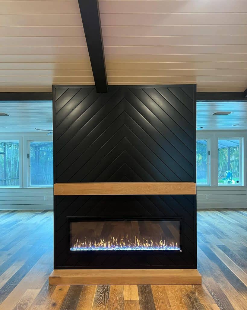 shiplap_modern_farmhouse_fireplace_1