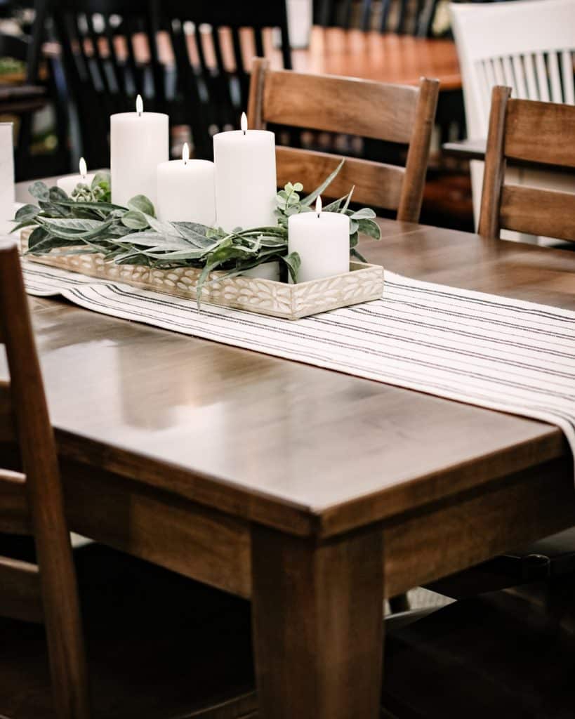 simple_dining_table_centerpiece_ideas_7