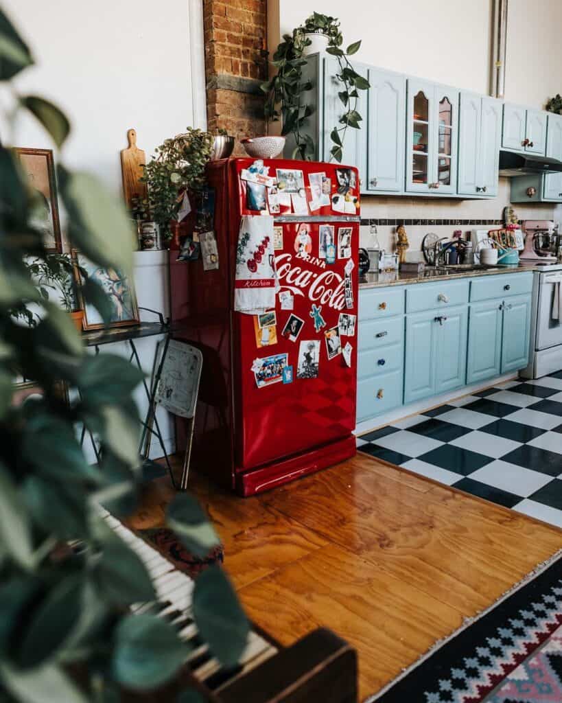 decorate_top_of_fridge_