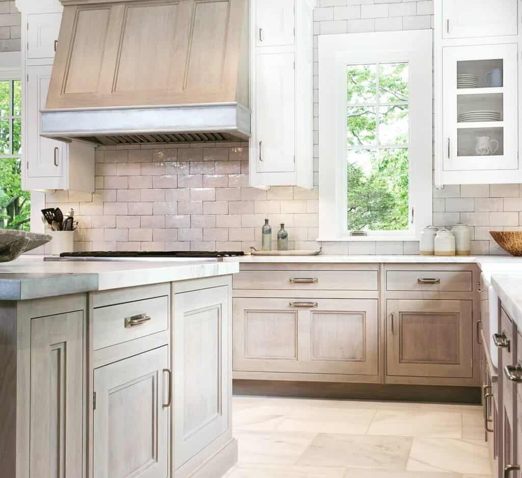 grey_two_tone_kitchen_cabinets_