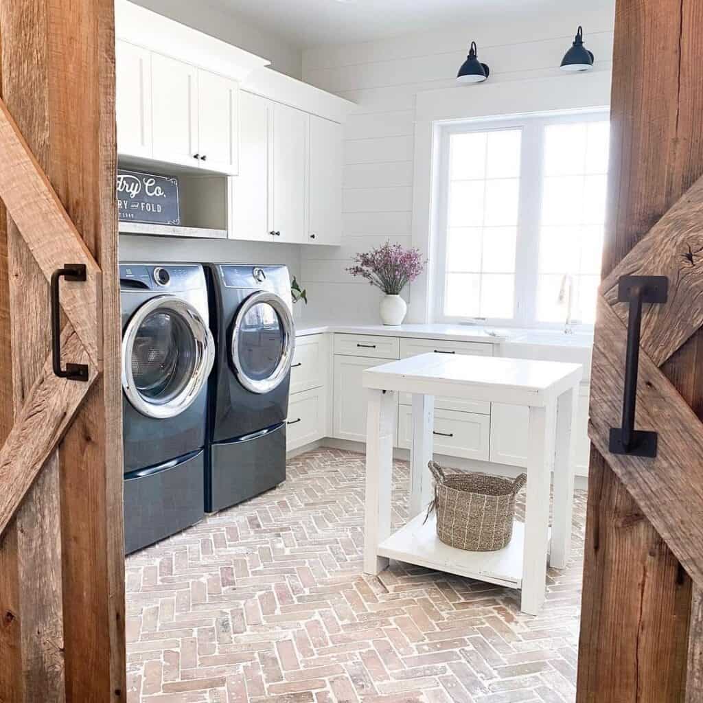 laundry_room_light_2