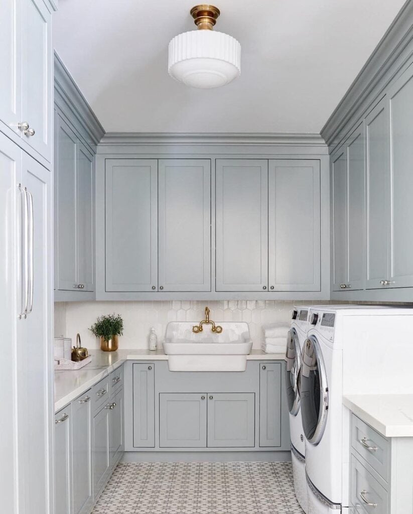 laundry_room_lighting_ideas_1