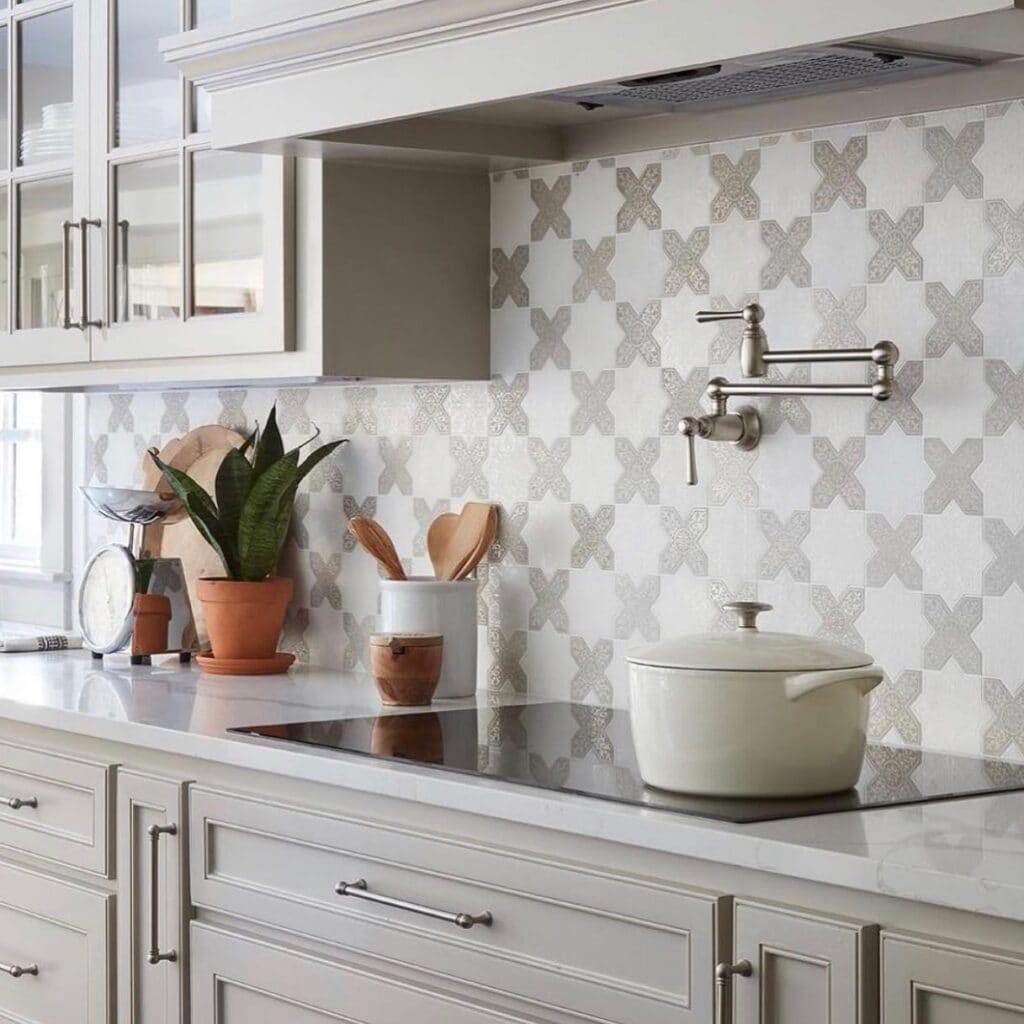 white_backsplash_tile_ideas_2