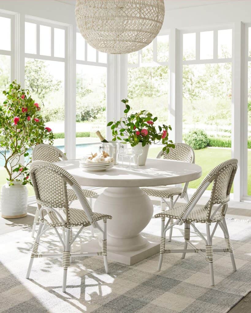 white_marble_round_dining_table_2